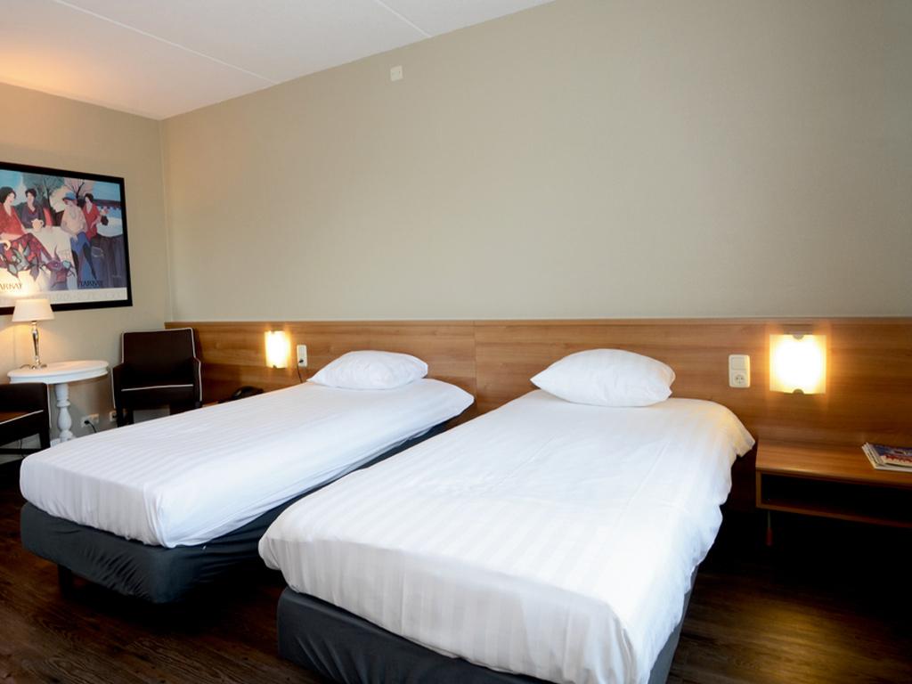 Fletcher Hotel Restaurant Heidehof Heerenveen Eksteriør billede